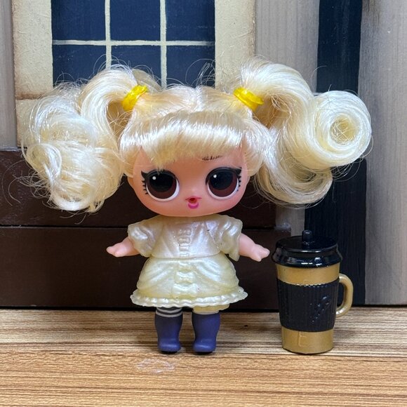 LOL Surprise Big Hair Hair Goals Doll 3.5" - Picture 3 of 6